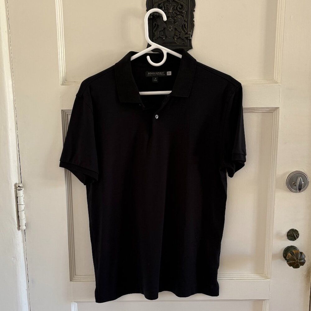 Banana Republic Mens Luxury Touch Performance Polo | Black | Size Medium
